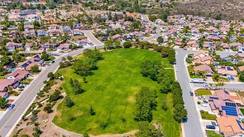 View/Area - 2011 Elva St, El Cajon, CA 92019 photo 14 of 16