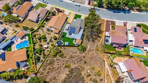 View/Area - 2011 Elva St, El Cajon, CA 92019 photo 10 of 16