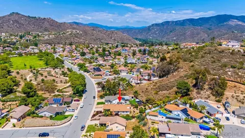 View/Area - 2011 Elva St, El Cajon, CA 92019 photo 5 of 16