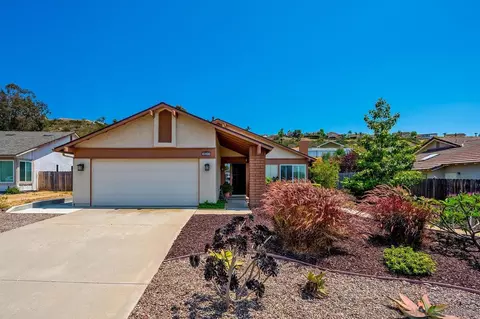 Exterior - 2011 Elva St, El Cajon, CA 92019 photo 4 of 18
