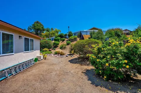 Exterior - 2011 Elva St, El Cajon, CA 92019 photo 15 of 18