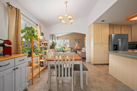 Dining - 2011 Elva St, El Cajon, CA 92019 photo 1 of 4