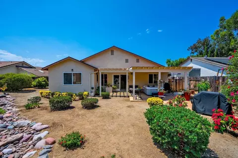 Exterior - 2011 Elva St, El Cajon, CA 92019 photo 6 of 18