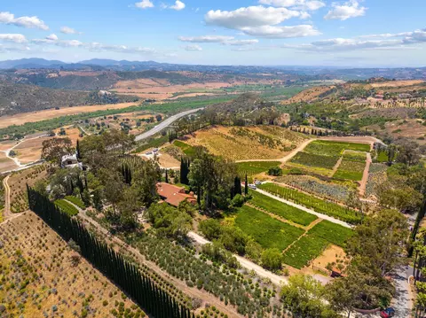 4425 Brodea Ln, Fallbrook, CA 92028