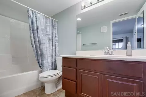 Bath - 43 Via Sovana, Santee, CA 92071 photo 1 of 4