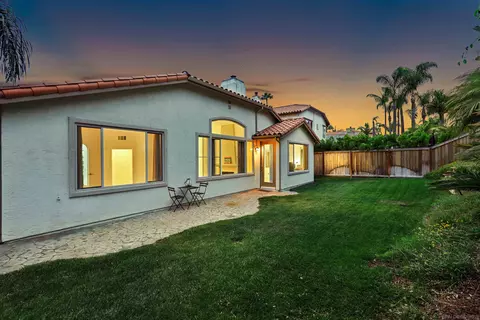 Exterior - 6660 Curlew Ter, Carlsbad, CA 92011 photo 2 of 8