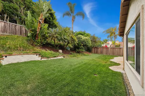 Exterior - 6660 Curlew Ter, Carlsbad, CA 92011 photo 5 of 8