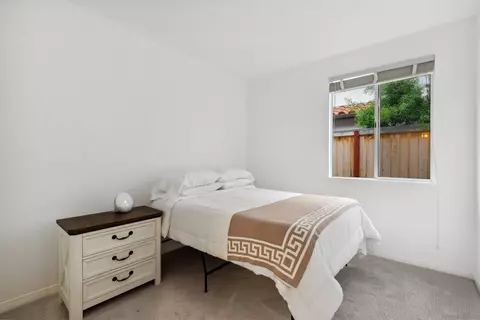 Bedroom - 6660 Curlew Ter, Carlsbad, CA 92011 photo 3 of 4