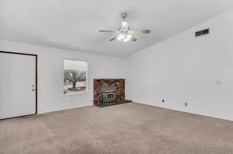 Living - 15209 Mauna Loa, Hesperia, CA 92345 photo 3 of 3