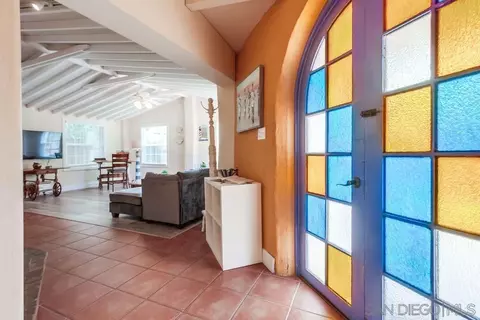 Entry Way - 1140 S Nevada St, Oceanside, CA 92054 photo 6 of 8