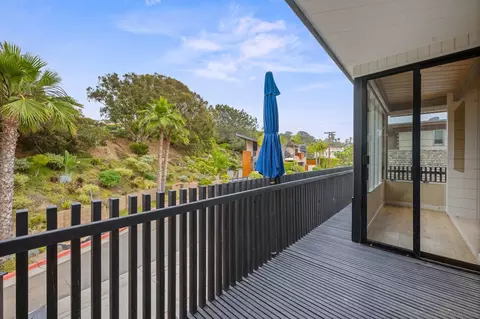 Exterior - 2036 Santa Fe, Del Mar, CA 92014 photo 3 of 6