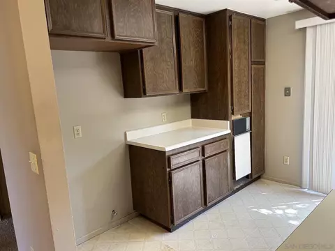 Kitchen - 15646 Davis Cup Ln, Ramona, CA 92065 photo 3 of 4