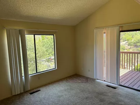 Living - 15646 Davis Cup Ln, Ramona, CA 92065 photo 6 of 8