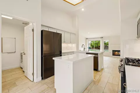 Kitchen - 329 Del Flora St, Oceanside, CA 92058 photo 3 of 4