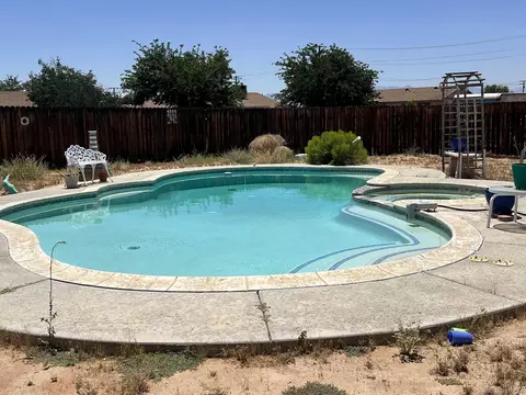 Exterior - 22545 El Centro Rd, Apple Valley, CA 92307 photo 4 of 12
