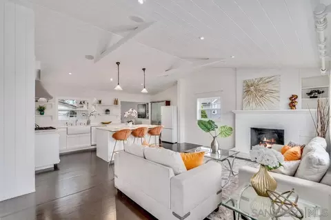 4154 Hill St, San Diego, CA 92107