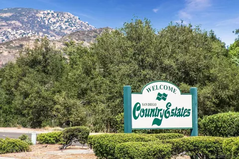 15829 Davis Cup Ln, Ramona, CA 92065