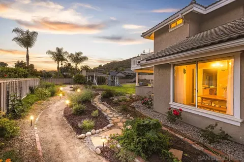 Exterior - 1511 Conway Dr, Escondido, CA 92027 photo 2 of 19