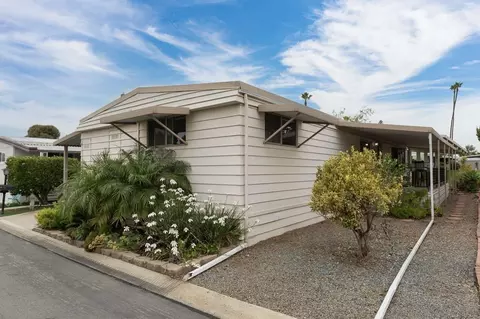 1219 E Barham Dr #SPC 106, San Marcos, CA 92078