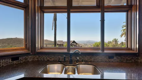 Kitchen - 15955 Running Deer Trl, Poway, CA 92064 photo 4 of 4