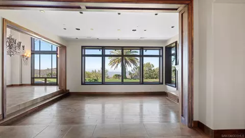 Living - 15955 Running Deer Trl, Poway, CA 92064 photo 1 of 10