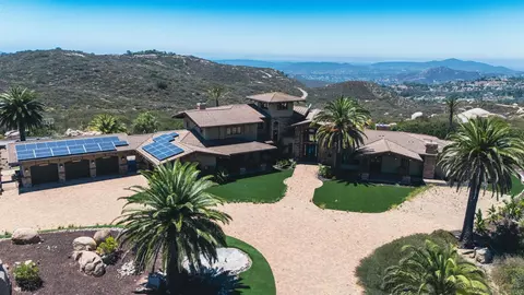 Exterior - 15955 Running Deer Trl, Poway, CA 92064 photo 2 of 8