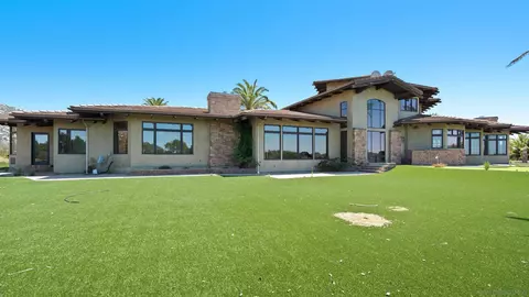Exterior - 15955 Running Deer Trl, Poway, CA 92064 photo 3 of 8