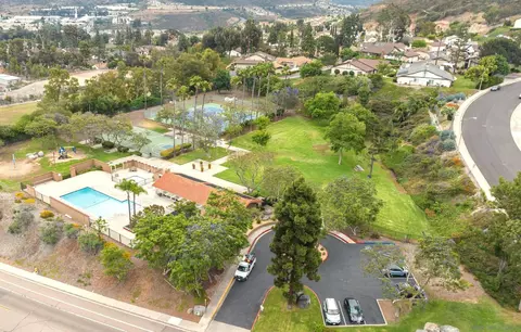 2223 Casa Cielo, Spring Valley, CA 91977 photo 9