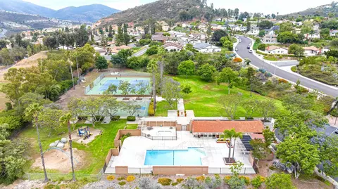 2223 Casa Cielo, Spring Valley, CA 91977 photo 10