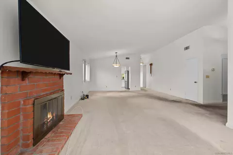2223 Casa Cielo, Spring Valley, CA 91977 photo 16