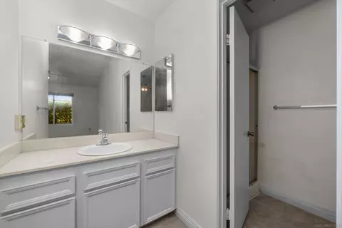 2223 Casa Cielo, Spring Valley, CA 91977 photo 33
