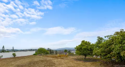 2223 Casa Cielo, Spring Valley, CA 91977 photo 39