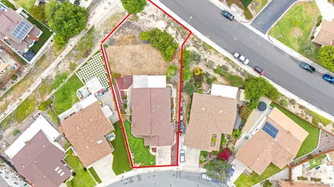 2223 Casa Cielo, Spring Valley, CA 91977 photo 5
