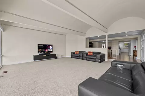 4383 Maple Ave, La Mesa, CA 91941 photo 15
