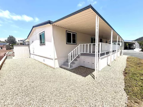 15420 Olde Highway 80 #12, El Cajon, CA 92021