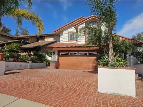 2084 Wind River Rd, El Cajon, CA 92019