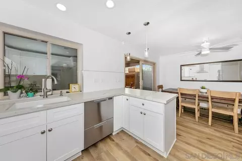 Kitchen - 6972 Batiquitos Dr, Carlsbad, CA 92011 photo 3 of 3