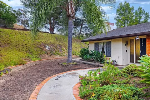 1717 Penasco Rd, El Cajon, CA 92019 photo 3