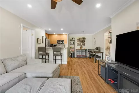 Living - 1423 Graves Ave #144, El Cajon, CA 92021 photo 3 of 4