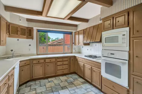 10116 Rayline Way, Spring Valley, CA 91977 photo 8