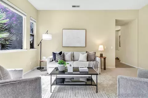 Living - 1738 Lone Tree Rd, Chula Vista, CA 91913 photo 2 of 4