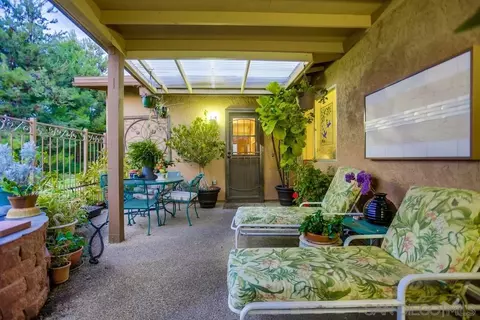 Exterior - 1010 Turnstone Way, Oceanside, CA 92057 photo 2 of 8