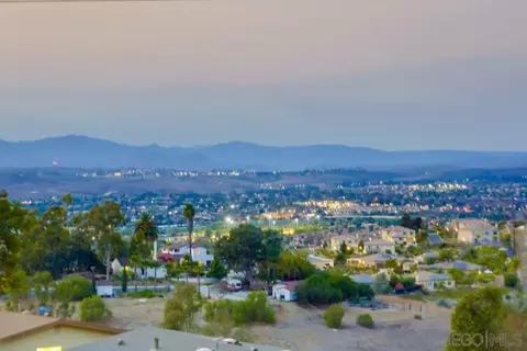 View/Area - 1010 Turnstone Way, Oceanside, CA 92057 photo 1 of 6