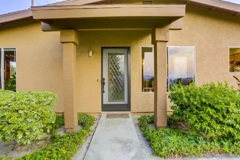 Exterior - 1010 Turnstone Way, Oceanside, CA 92057 photo 3 of 8
