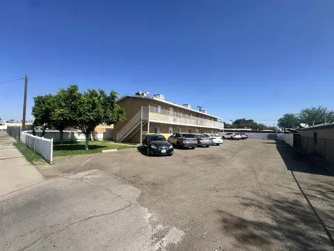 1412 El Centro Ave, El Centro, CA 92243 photo 6