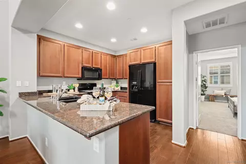 Kitchen - 10140 Star Magnolia Ln, Santee, CA 92071 photo 1 of 3