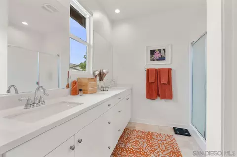Bath - 4170 Sitio Cielo, Oceanside, CA 92057 photo 1 of 4