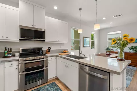 Kitchen - 4170 Sitio Cielo, Oceanside, CA 92057 photo 2 of 2