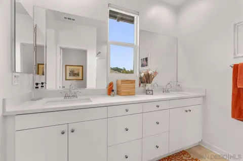 Bath - 4170 Sitio Cielo, Oceanside, CA 92057 photo 2 of 4