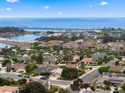 View/Area - 4005 Royal Dr, Carlsbad, CA 92008 photo 8 of 18